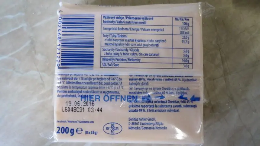 Falšované mléčné výrobky z dovozu v obchodních řetězcích v ČR